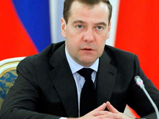 Дмитрий Медведев поздравил работников и ветеранов энергетической отрасли России с Днём энергетика