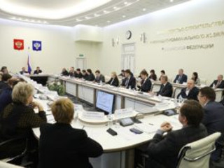 Председатель наблюдательного совета государственной корпорации – Фонда содействия реформированию ЖКХ Сергей Степашин провел заседание президиума Общественного совета при Минстрое России