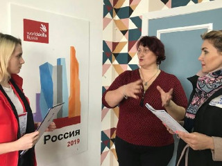 В Калининградской области продолжаются Региональные соревнования по презентационной компетенции «Эксплуатация и обслуживание многоквартирного дома», разработанной Фондом ЖКХ в соответствии с международными стандартами WorldSkills и передовыми технологиями