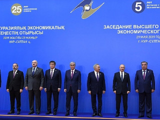 Президенты пяти государств-членов ЕАЭС подписали протокол о создании общего электроэнергетического рынка