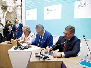 Двадцать соглашений по проектам «Умного города» были подписаны на полях ПМЭФ-2019