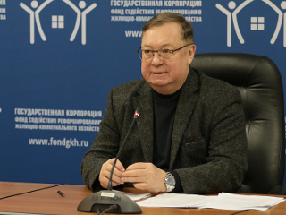 Председатель Общественного совета при Минстрое России, председатель набсовета Фонда ЖКХ Сергей Степашин ответил на вопросы журналистов «Российской газеты» и региональных СМИ