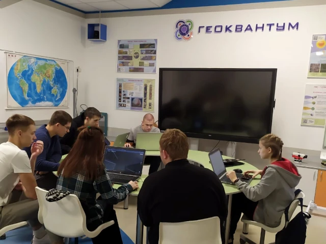 В колледжах и техникумах регионов страны проводятся чемпионаты по прохождению локаций разработанного Фондом ЖКХ тренажера «ЖЭКА-ПРОФИ»